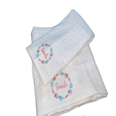 Set 2 Toallas Bordadas Mensaje Smile 500g - multicolor