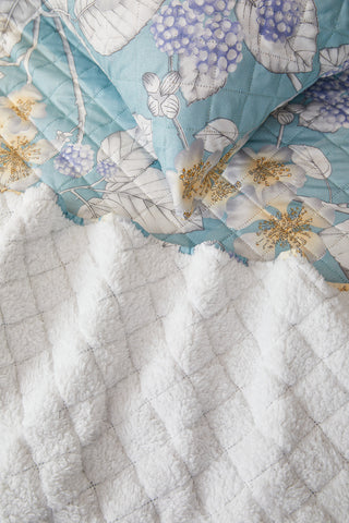 Quilt Sherpa Estampado Leaf