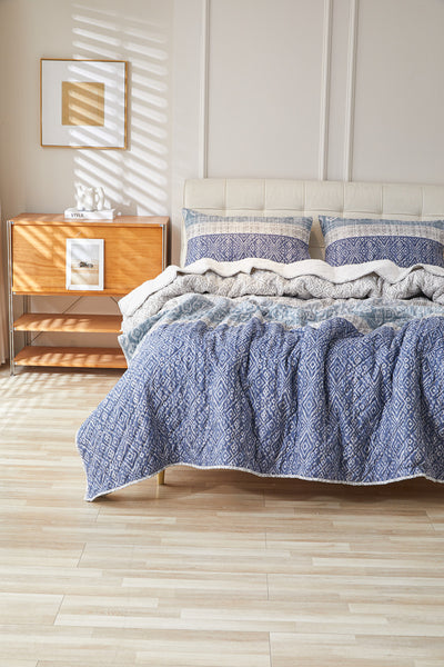 Quilt Sherpa Estampado Blue Frames