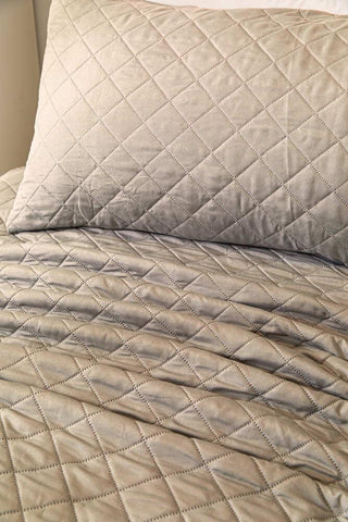Cubrecama Quilt Sherpa Extra Cálido Chantilly 1.5 Plazas Arena